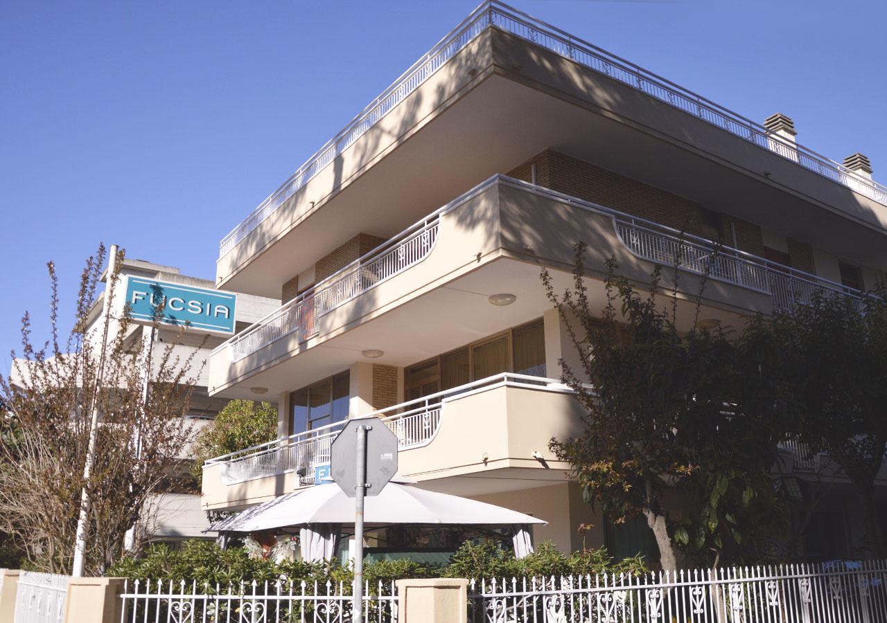 Hotel Fucsia Riccione Exterior foto